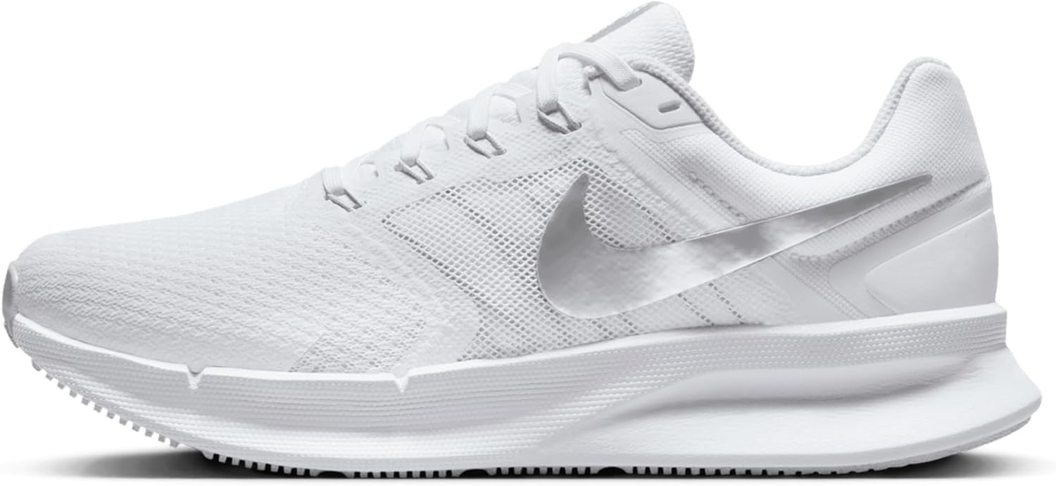 Nike Women’s Run Swift 3 Road Running Shoes
