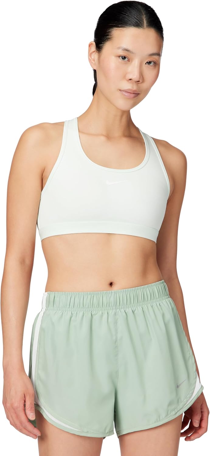 Nike Women’s Swoosh Sports Bra (Medium Support)