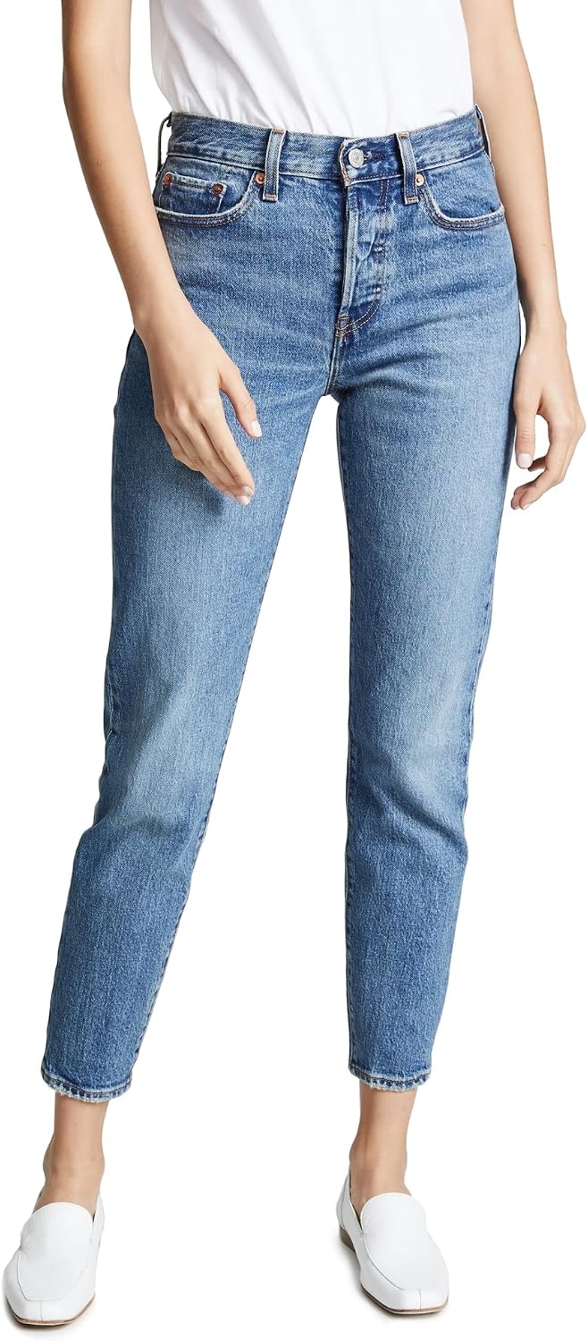 Levi’s Women’s Premium Wedgie Icon Fit Jeans