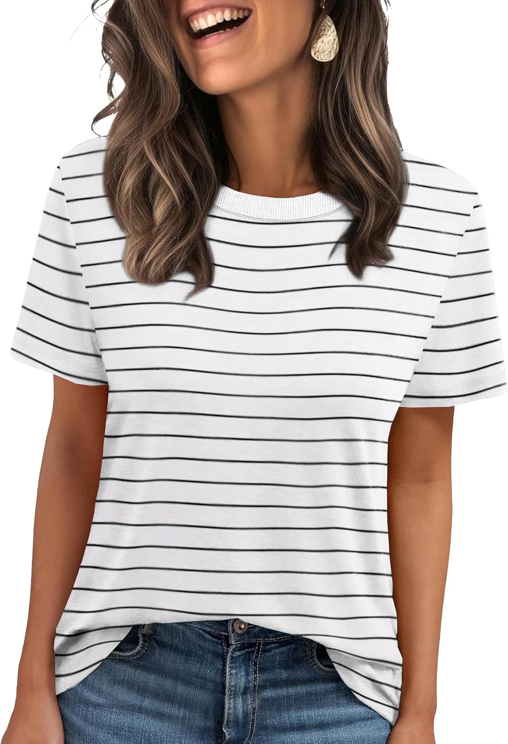 Jescakoo Womens Tops Summer Short Sleeve Ribbed Trim Crewneck T Shirts Spring Vacation Outfits Fashion Clothing Basic Tee